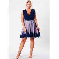 02051. PAULINA GRANAT