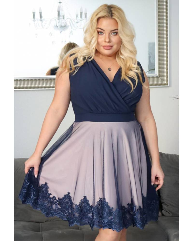 02051. PAULINA GRANAT